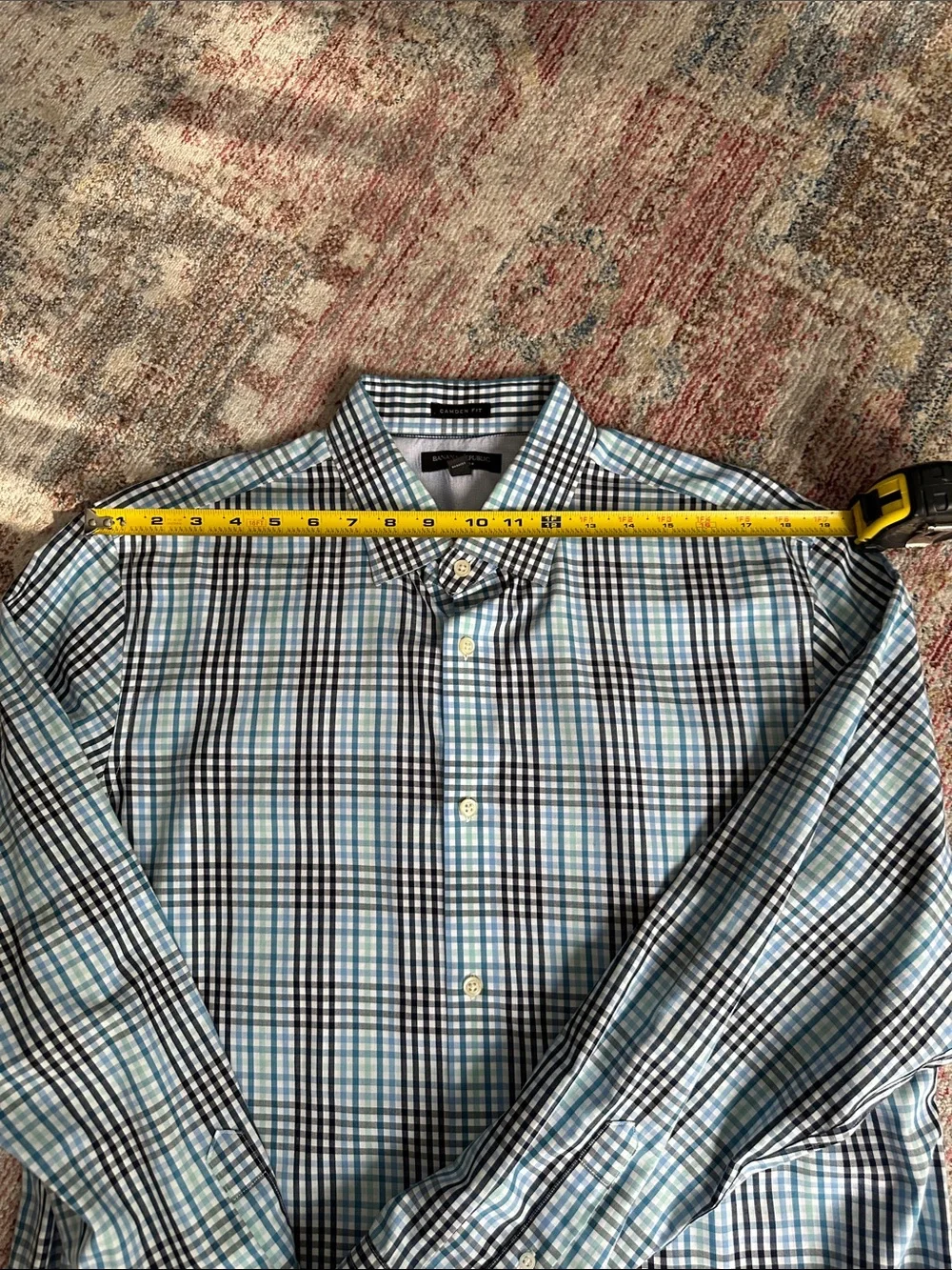 Banana Republic Camden Fit Blue and Black Plaid Button-Down Shirt XL